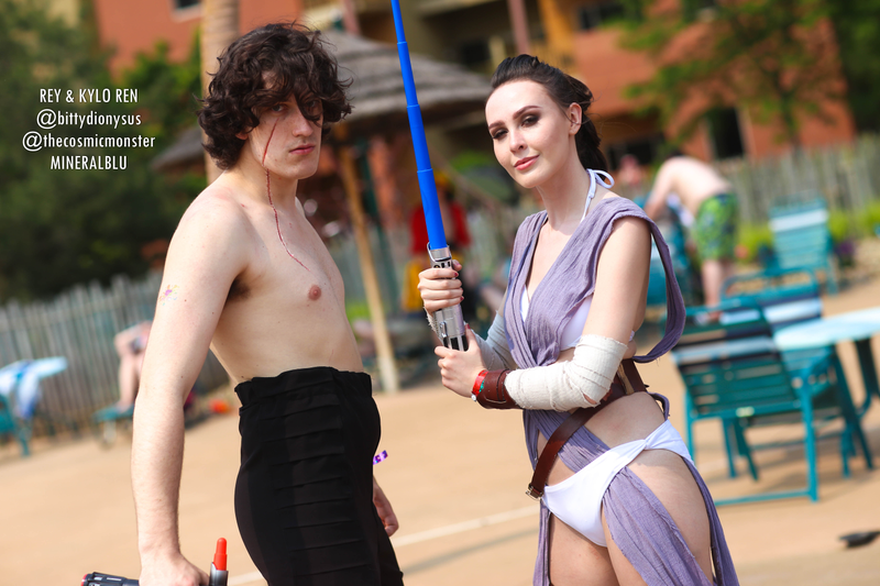 Illustration for article titled ColossalCon 2019, aka Cosplay's Great Pool Party
